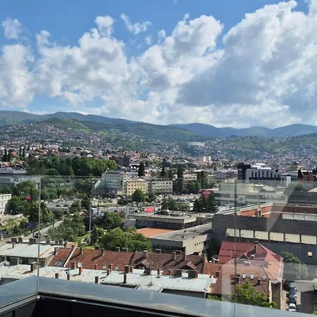 Skenderija Skyline Penthouse شقة